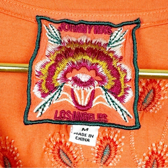 Johnny Was GRACE FLUTTER SLEEVE TEE Embroidered Tee medium - Picture 3 of 8